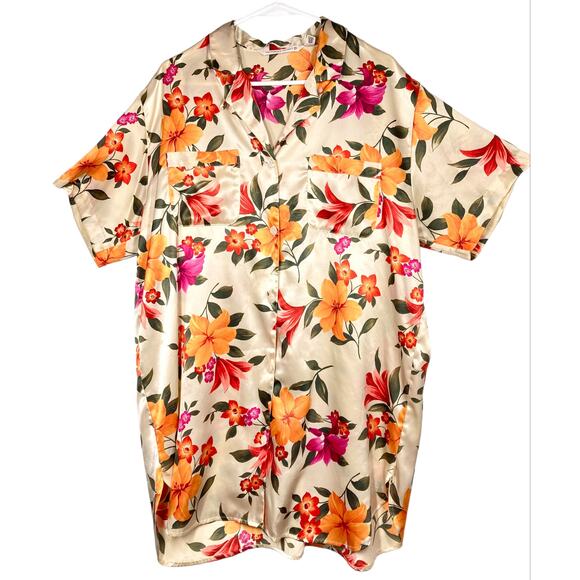 Victoria's Secret Night Shirt Satiny Button Down in Tropical Florals Size L - Picture 8 of 8